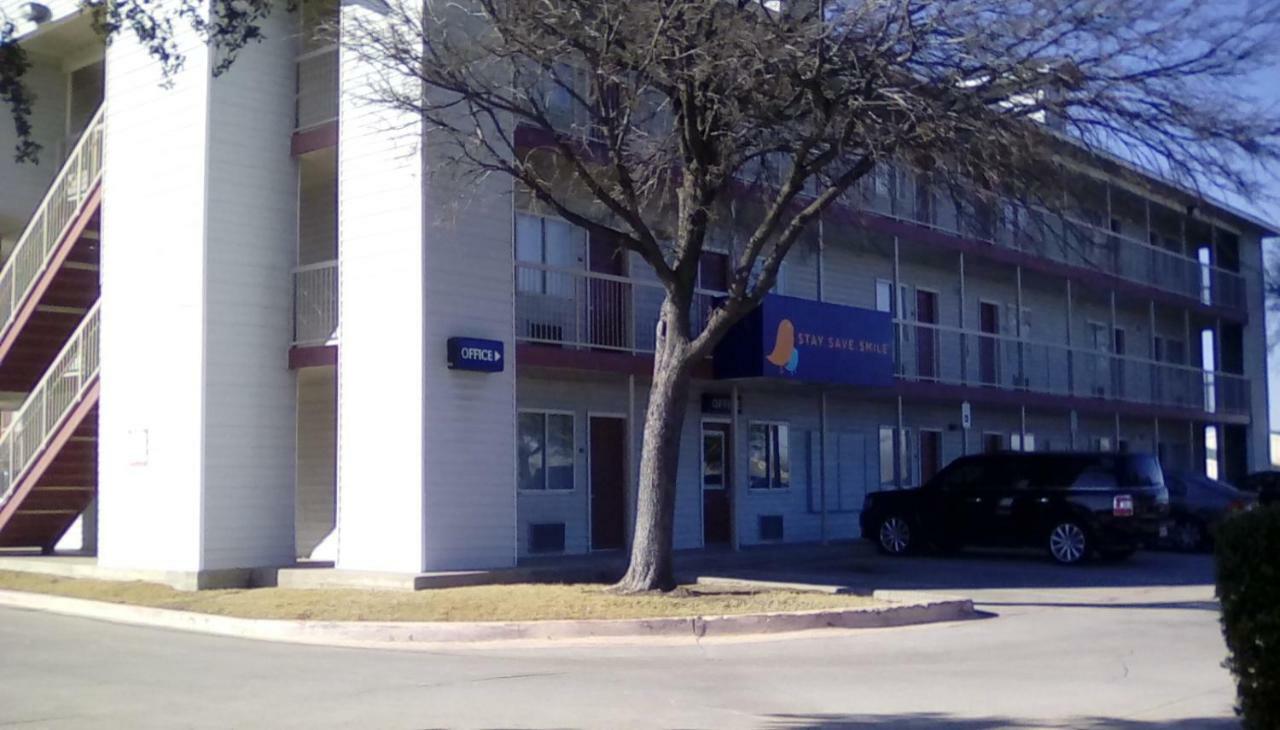 Intown Suites Extended Stay Lewisville Tx Valley View Dr Kültér fotó